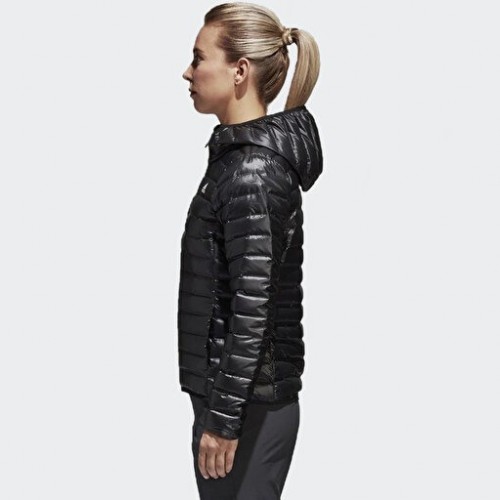 ADİDAS VARİLİTE HOODED DOWN KADIN SİYAH MONT BQ1968 ADİDAS VARİLİTE HOODED DOWN KADIN SİYAH MONT BQ1968